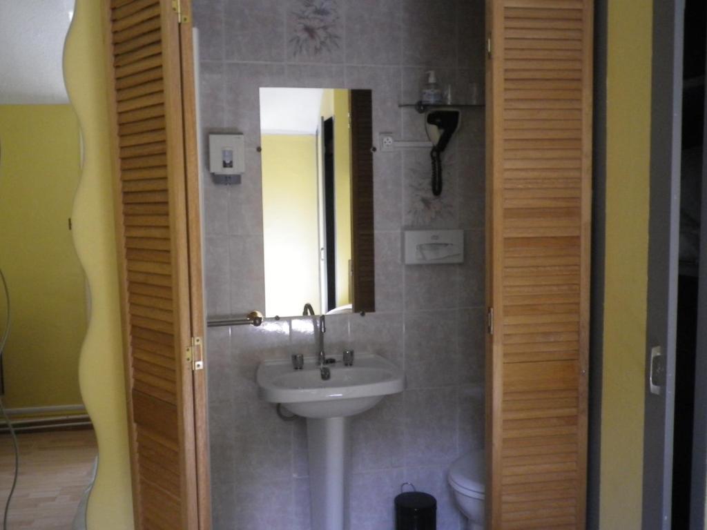 Hotel Ermitage Du Moulin Labotte Haybes Værelse billede